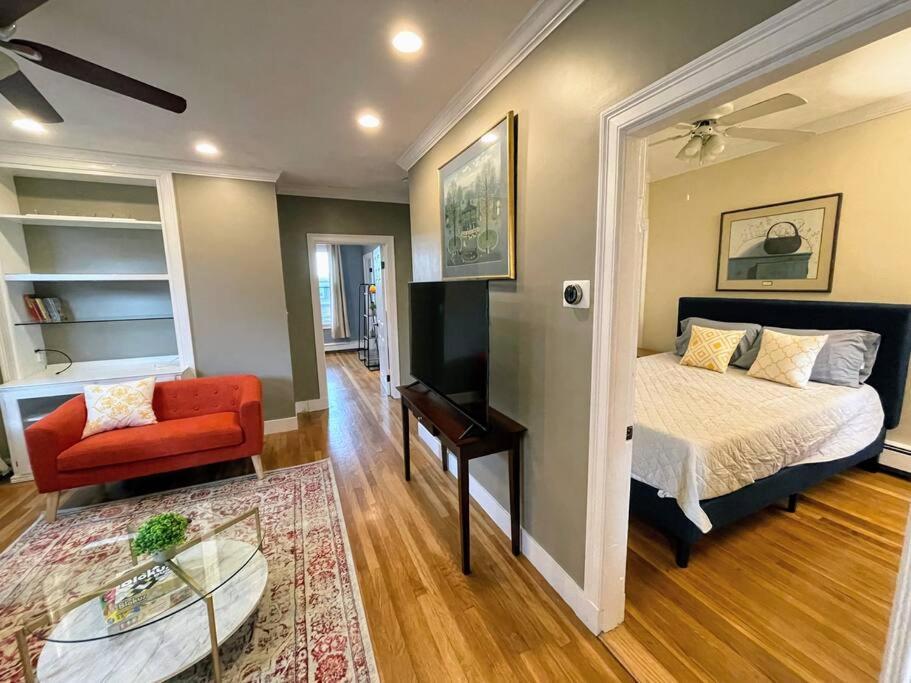Luxury Executive Harvard Allston 3 Bedrooms 2 Baths *